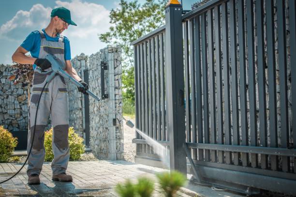 Best Pool Deck Cleaning in Lake Camelot, WI